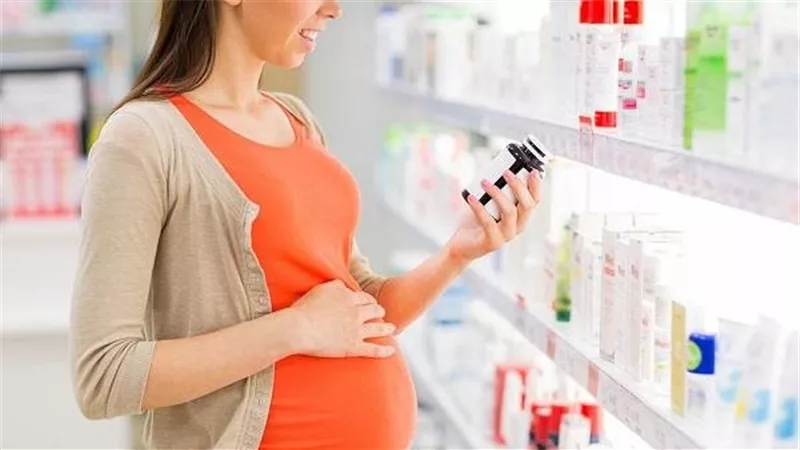  طبيب يجيب.. هل تناول العلاج على معدة فارغة يتسبب في مرض خطير؟