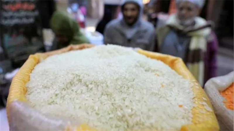  السبب صادم.. لماذا يرتفع سعر الأرز فى مصر رغم وجود فائض سنوي؟ | فيديو