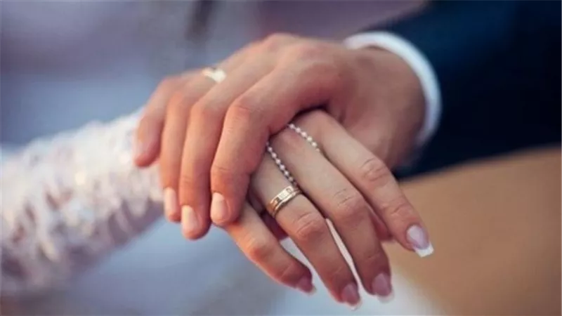 تعرف عليها..شروط جديدة لزاوج المرأة الأربعينية