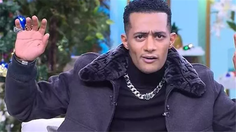 سعر خيالي.. جاكت محمد رمضان يثير الجدل بحلقة مني الشاذلي في رأس السنة | فيديو