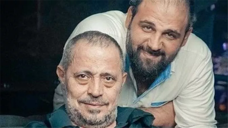 سر عملية جراحية أودت بحياته.. القصة الكاملة لوفاة وديع جورج وسوف وانهيار والده 