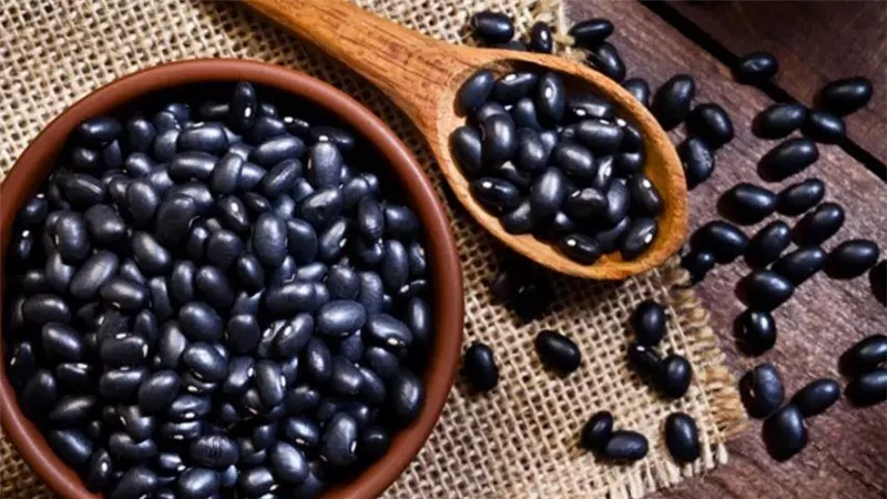 أبرزها الفاصوليا.. 10 أطعمة تحمي صحتك ودماغك