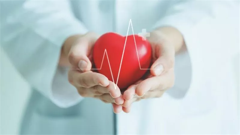 يحارب الجلطات والسرطان.. فوائد لا تتوقعها عند تناول هذا المشروب على الريق