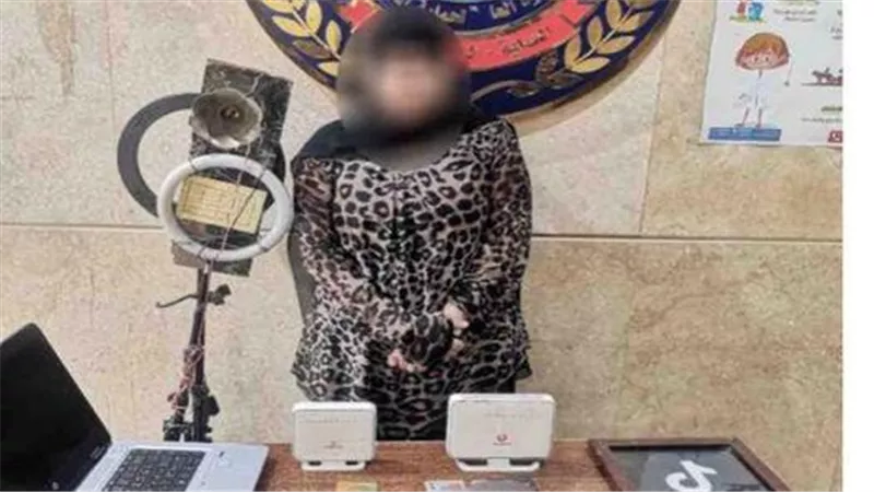 أفعال خادشة للحياء.. اعتراف صادم من سيدة تبث فيديوهات منافية للآداب بالحي الراقي