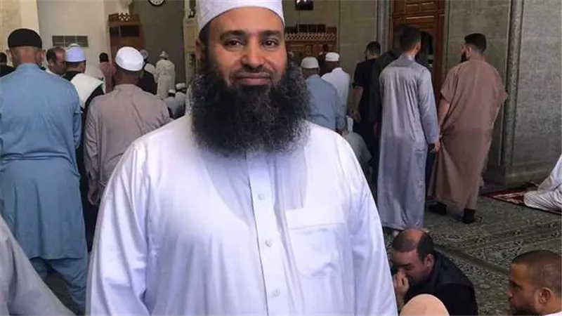 نشر شائعات يلا اتجوز بسرعة.. تفاصيل الحكم بحبس المأذون المزيف ياسر القرشي