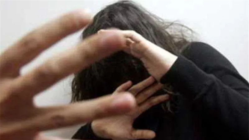 كلام الناس عن مشيها البطال جنني.. تفاصيل جديدة في مقتل نورهان على يد شقيقها خنقًا بالوراق 