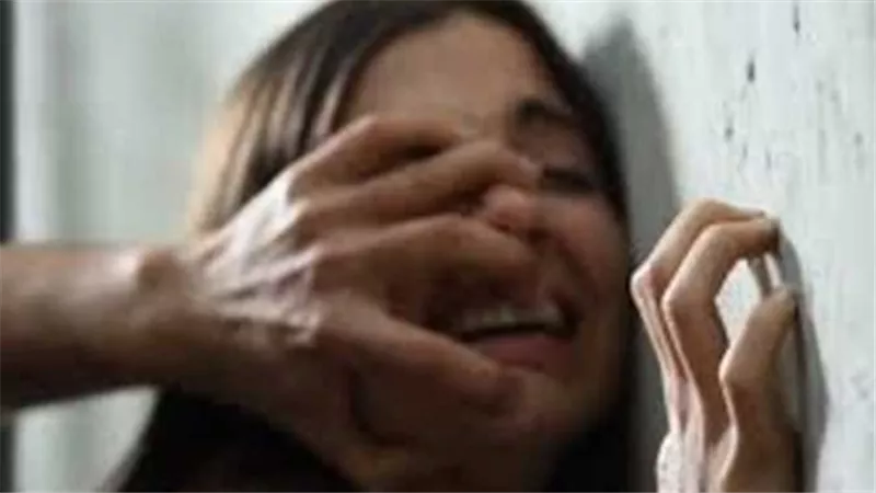 بسبب الأفلام الإباحية..اعترافات مثيرة للطالب المتهم بهتك عرض سكرتيرة