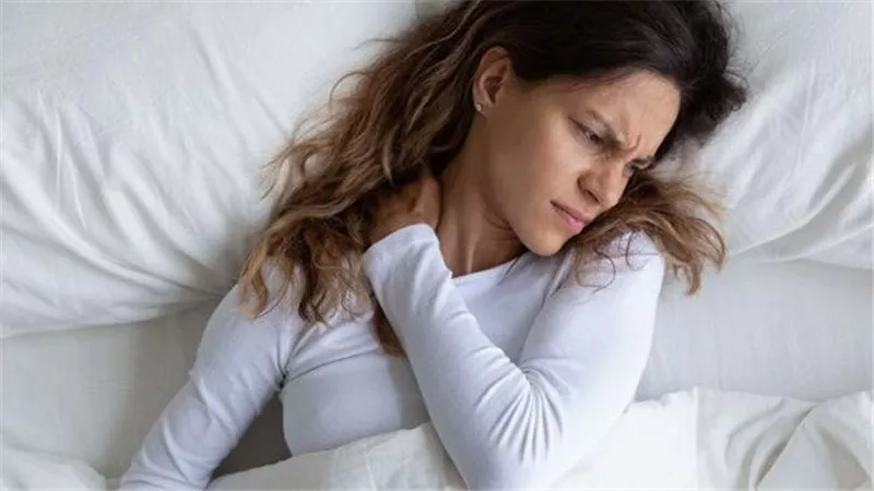 لن تتوقع..هذا ما يحدث لجسمك إذا نمت أقل من 6 ساعات