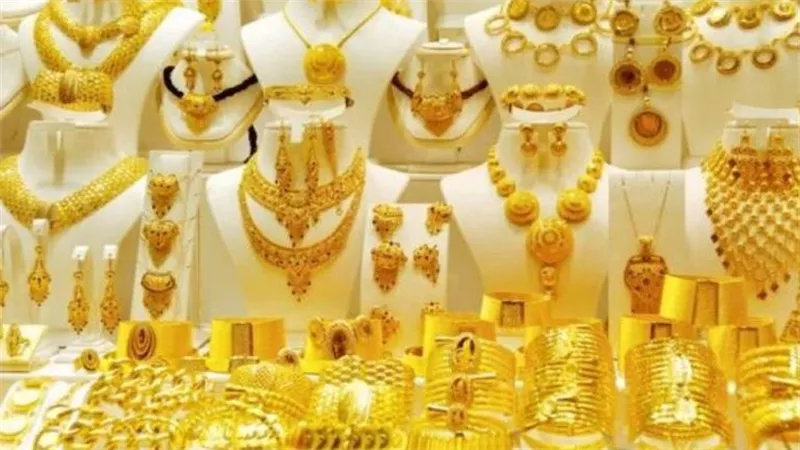 مفاجأة في عيار 21 بيع وشراء بالمصنعية.. سعر الذهب اليوم الأربعاء 15-2-2023