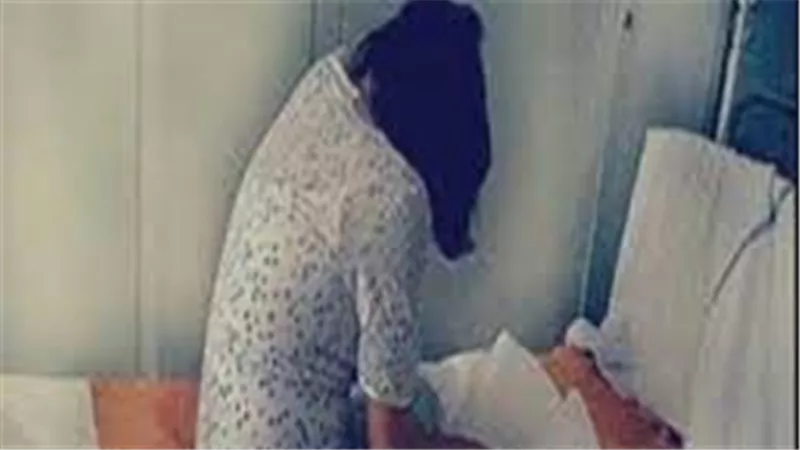 طفلة غير شرعية.. تفاصيل القبض على سيدة ألقت جثة طفلتها داخل صندوق قمامة بالقاهرة