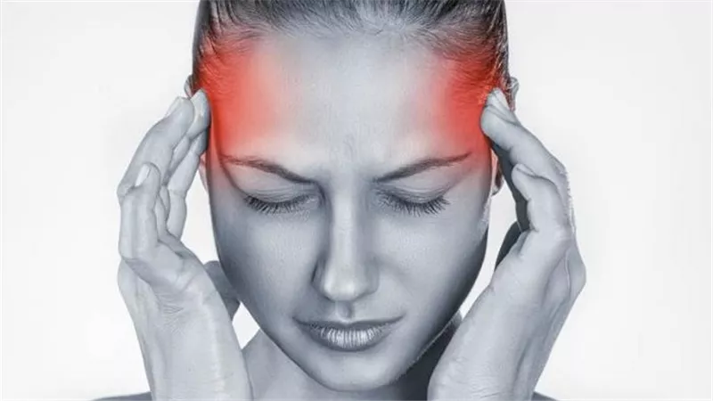 تظهر في الأسابيع الأخيرة.. أعراض تشير إلى اصابتك بورم الدماغ