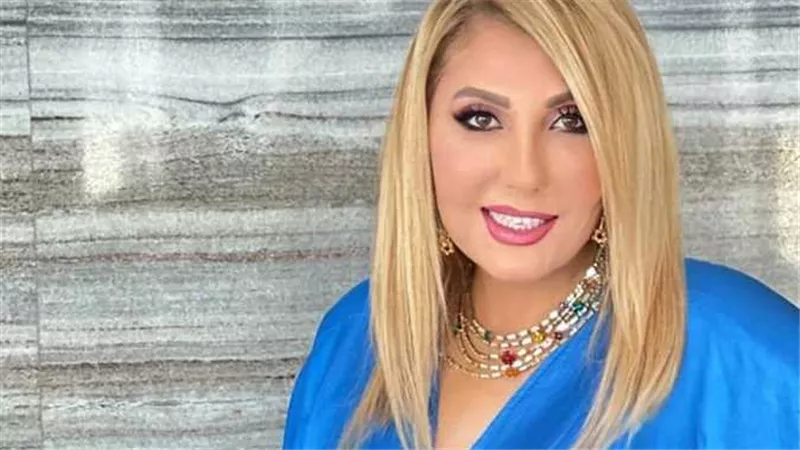 أصغر من سنها.. نادية الجندي تثير ضجة بهذه الإطلالة | شاهد