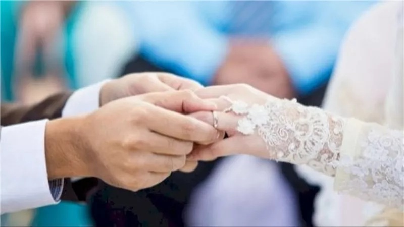 الإفتاء تجيب.. ما هو الدعاء المستحب للزوج أن يقوله لزوجته ليلة الدخلة؟ 