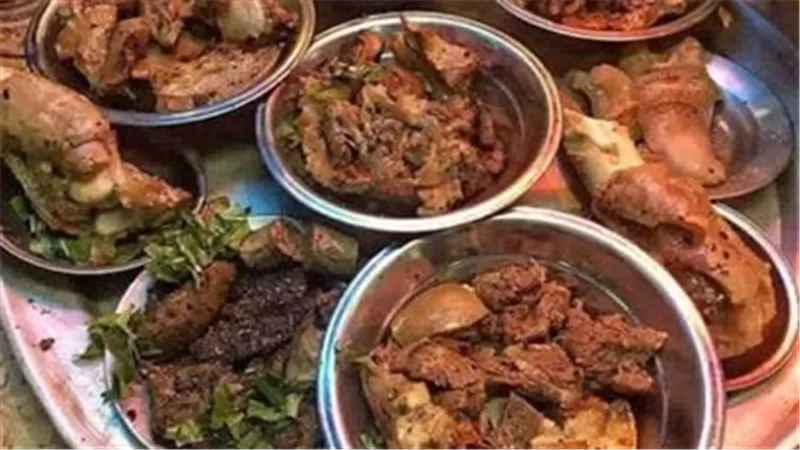 الحقيقة الكاملة.. حكاية الفيديو المثير للجدل عن لحم الحمير في أشهر مطاعم مصر