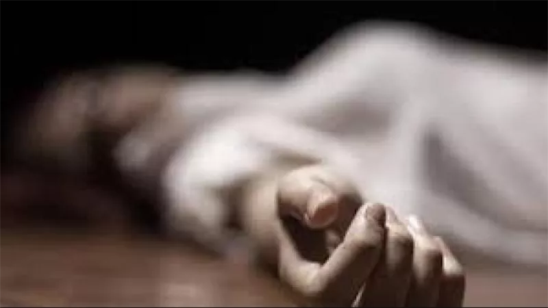 وشم وخرابيش في الرقبة..تفاصيل العثور على فتاة مقتولة داخل شقة بمدينة نصر