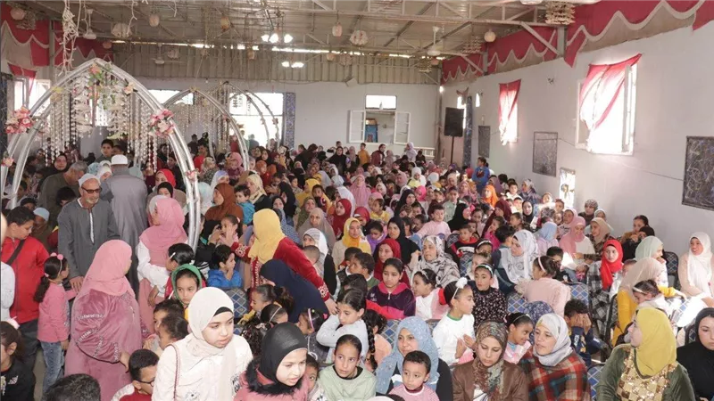 تكريم 300 طفل من حفظة القرآن الكريم في 