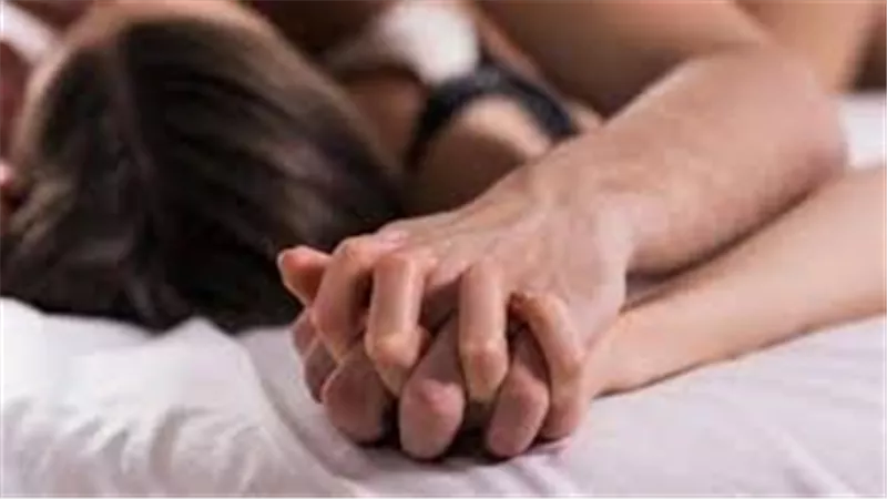 وضعت لزوجها السم ومارست الرذيلة مع عشيقها بجواره.. حكاية العروسة الخائنة في كرداسة
