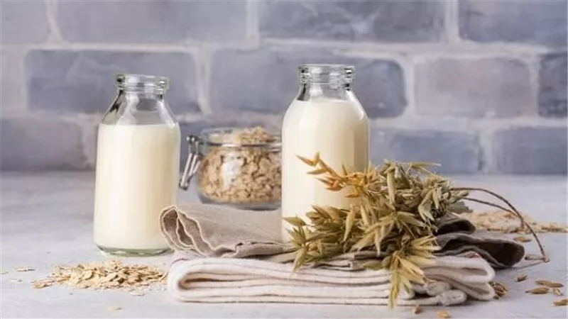 لن تتوقع النتائج.. هذا ما يحدث لجسمك عند تناول اللبن بالبلح