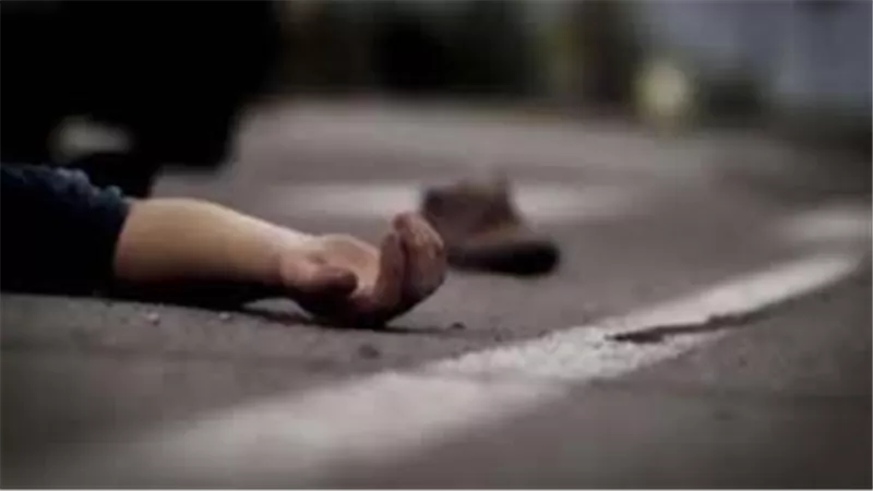 وصلة تعذيب لم يتحملها جسد الصغير.. تفاصيل صادمة عن مقتل طفل على يد شقيقه في الهرم
