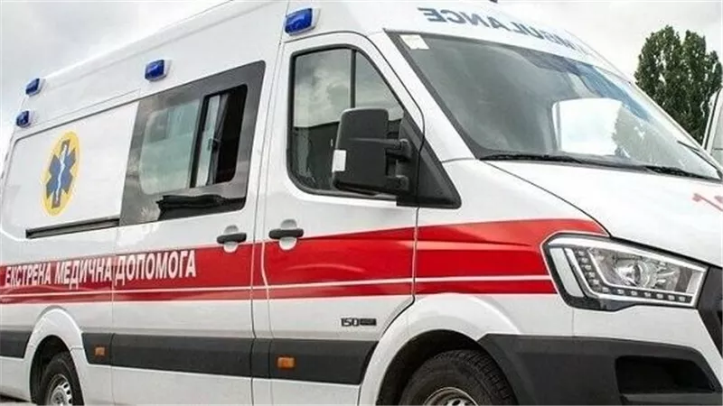 حالته خطيرة.. تفاصيل سقوط نجل مطرب شهير من الدور الخامس بمنزله