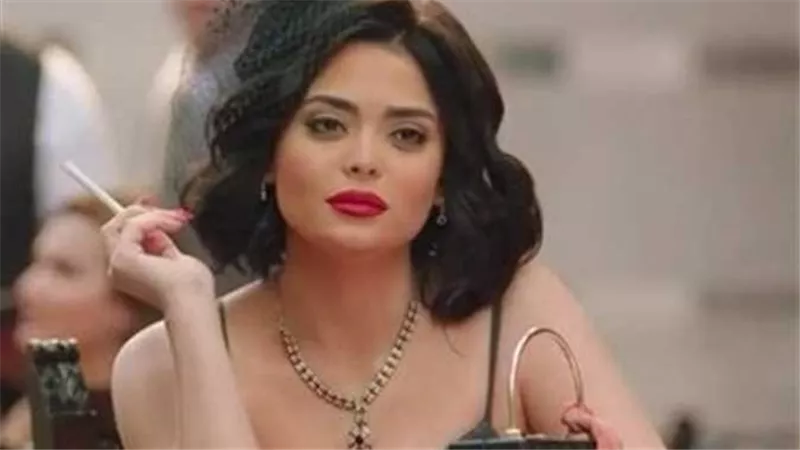 بسبب الثور.. انهيار وفزع أسماء جلال في رامز نيفر اند