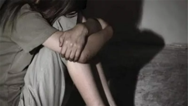 قطعت أمي وأخويا عشان حبيبي.. كيف قتلت مراهقة الخصوص أسرتها بسبب علاقة منحرفة؟