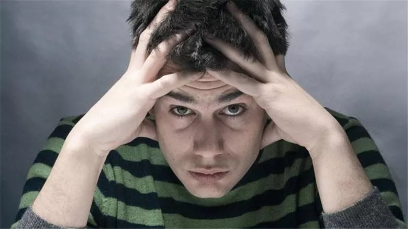  احذر.. 5 علامات رئيسية تكشف الإصابة بمرض يصيب الدماغ