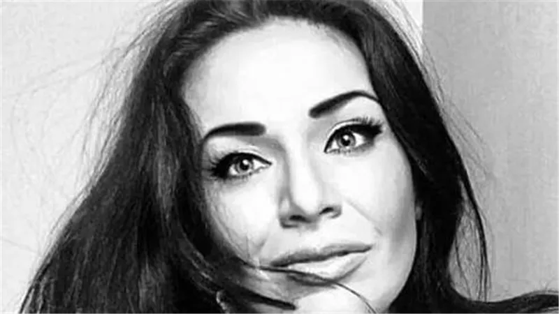  لسبب غريب.. امرأة حاولت قتل شبيهتها بقطعة تشيز كيك