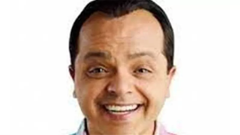 توثيق ذهبي.. محمد هنيدي يبتكر حيلة لعدم دفع قيمة العلامة الزرقاء على تويتر