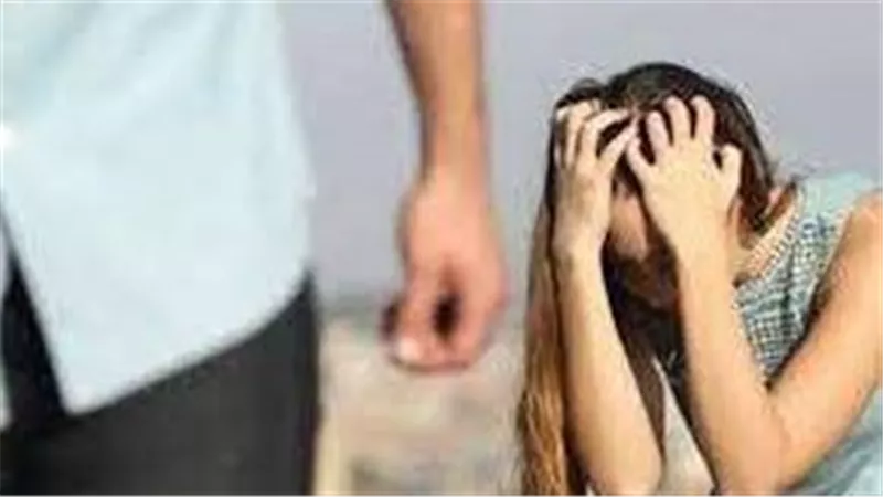 ظبطه معاها على سريري.. سماح لقاضي الأسرة: اتجوزني عشان ينسى حبيبته