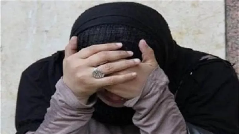 حطم قلبي ودفن أنوثتي.. زوجة ترفع دعوى طلاق بسوهاج لهذا السبب