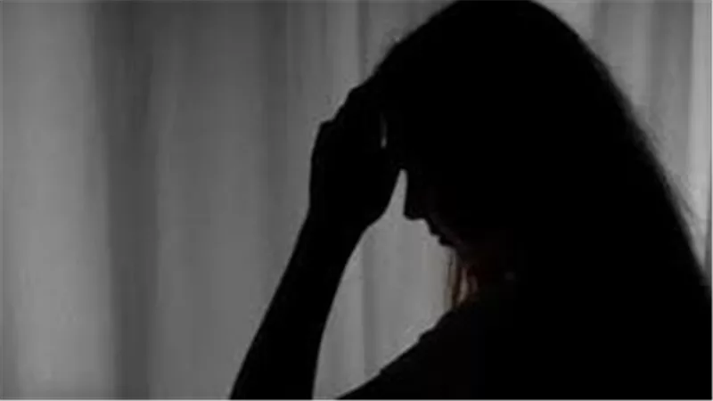 حيلة الفياجرا.. اعترافات مثيرة لطالبة القاهرة المتهمة بقتل زوجها: نمت جنب جثته بقميص النوم 