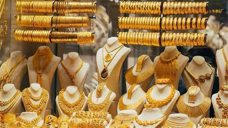 بعد ارتفاعه القياسي.. سعر الذهب اليوم الجمعة 28-4-2023