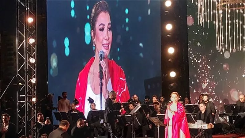 في بحيرة القاهرة.. ملابس أصالة وابنها تثير الجدل على السوشيال ميديا | شاهد 