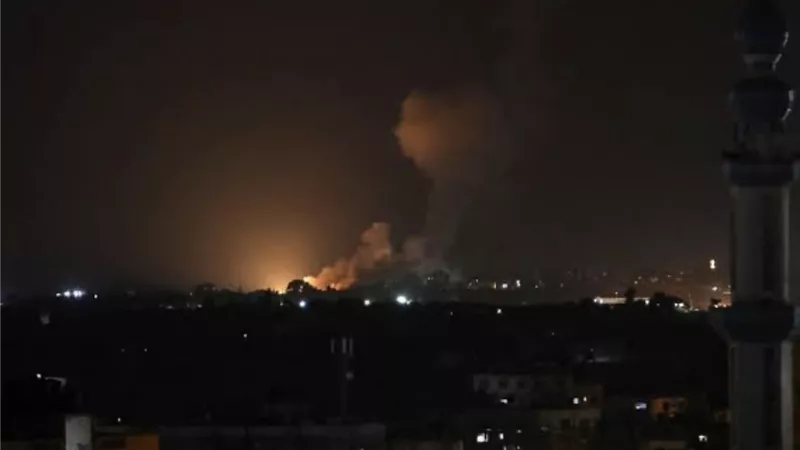 الطيران الإسرائيلي يقصف ليلًا عناصر في الجهاد الإسلامي، هل تتورط حماس في معركة غير محسوبة؟