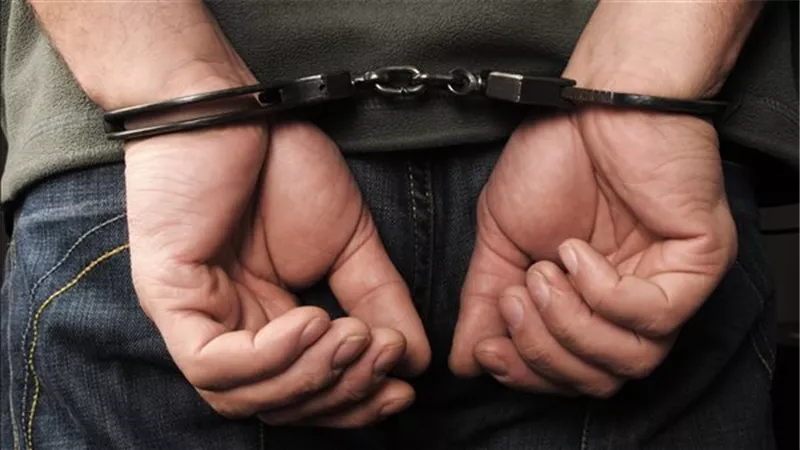 قتل زوجته وجاره و3 أشقاء.. تفاصيل القبض على خُط الحجيرات الهارب