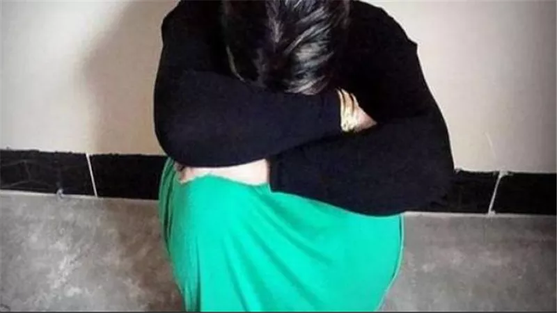 تخلصا منه بعد ممارسة الرزيلة..تفاصيل الحكم بالإعدام لزوجة وعشيقها بتهمة قتل الزوج بكفر الشيخ