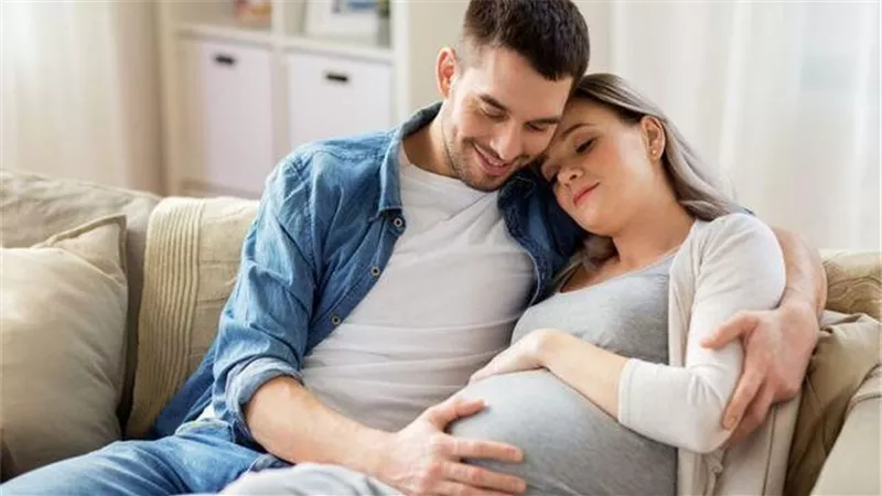 هذا ما يحدث لك عندما تمارس العلاقة الحميمية قبل النوم مباشرة