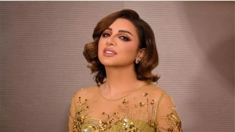 بعدما أثارت الجدل..كيف ردت أنغام على ظهورها تدخن سجائر في كليب سيبك انت ؟ | فيديو