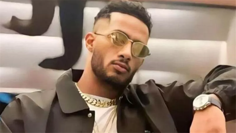 إيه اللي إنت لابسه ده..فيديو جديد من عيد ميلاد محمد رمضان والجمهور يهاجمه لهذا السبب | شاهد