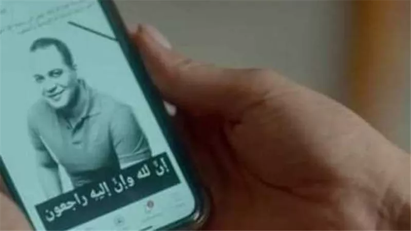 وفاة مفاجئة وإعلانها على فيس بوك.. حكاية مشهد للراحل مصطفى درويش تحول إلى حقيقة | فيديو