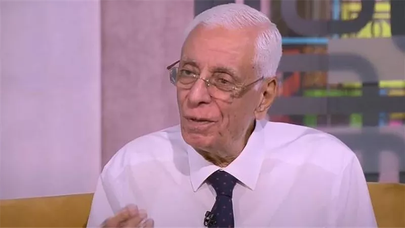 يتناوله المصريون يوميا.. حسام موافي يكشف عن طعام شهير يقلل الكوليسترول