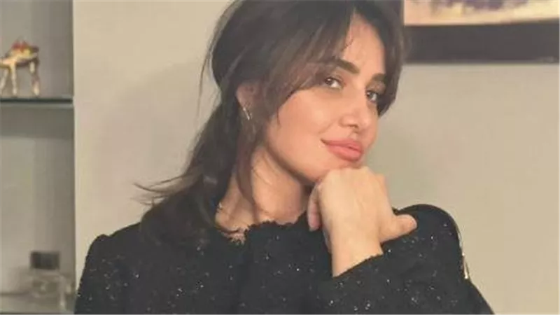 خلعت الحجاب.. أشرف زكي يكشف تفاصيل جديدة بشأن عودة حلا شيحة للتمثيل
