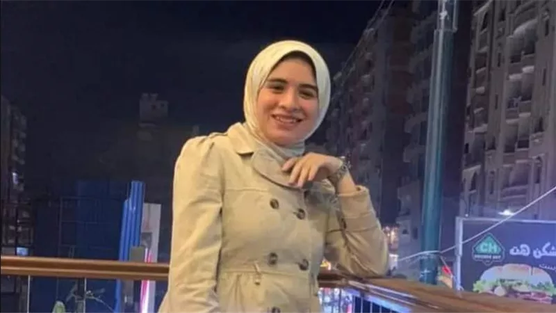 كاميرات المراقبة رصدتها.. مفاجأة صادمة في حقيقة وفاة طالبة تمريض المنوفية
