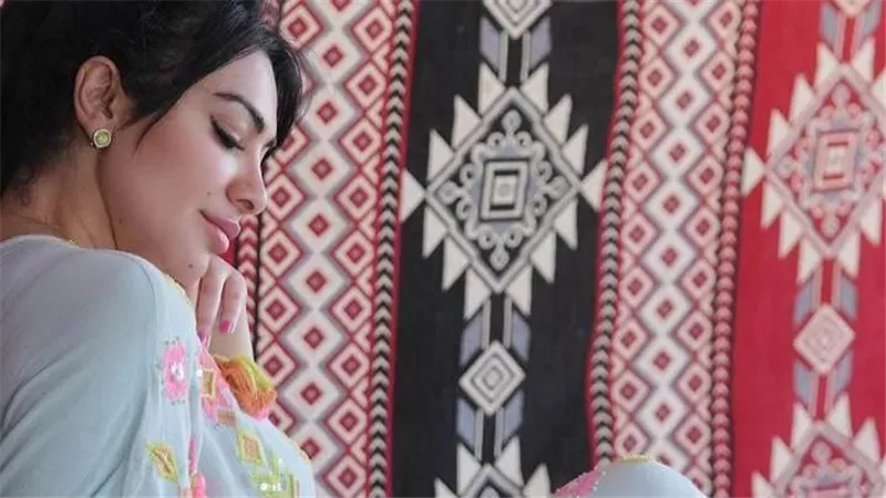 بقينا وحشين أوي.. تعليق مثير من كريم فهمي بعد اعتزال ميرهان حسين