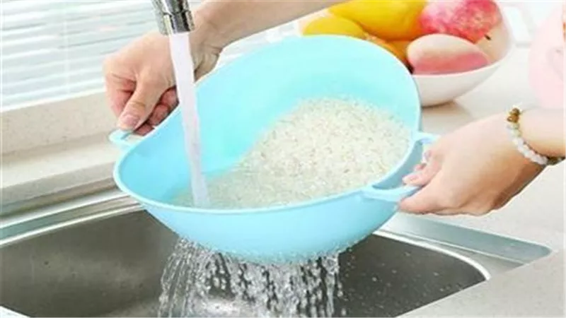 لن تتوقع..ماذا يحدث عند غسيل الأرز قبل الطهو؟