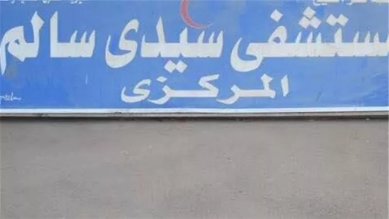 6 ساعات أعادت عم محمد للحياة.. كيف أنقذ فريق طبي حياة عجوز كفر الشيخ من الموت بلدغة ثعبان؟ 