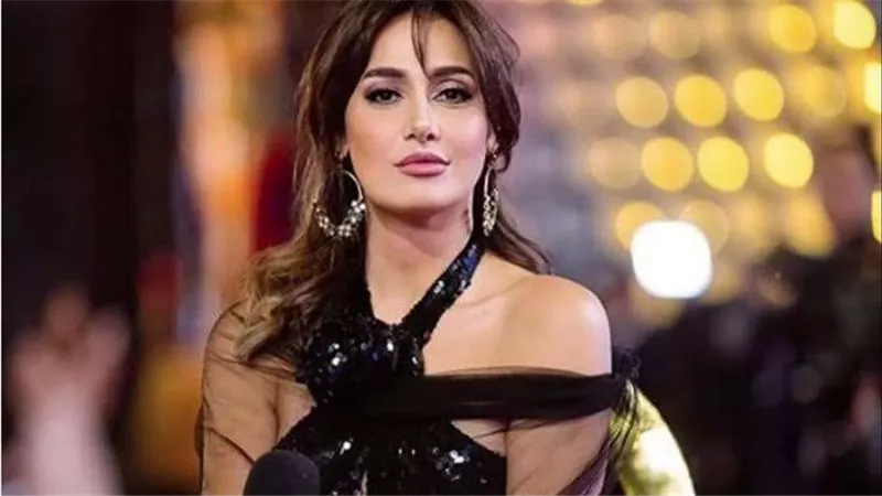 على أنغام تامر حسني.. رقص حلا شيحة يشعل السوشيال ميديا | فيديو 