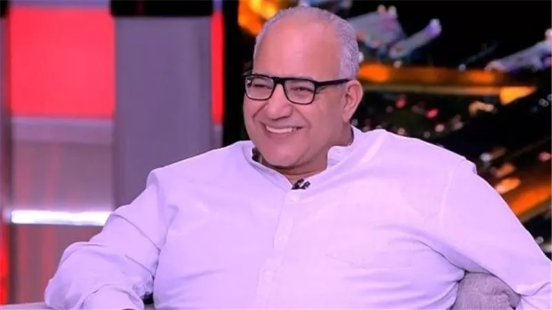 مشكلة في عصب القدم.. تطورات الحالة الصحية للفنان بيومي فؤاد