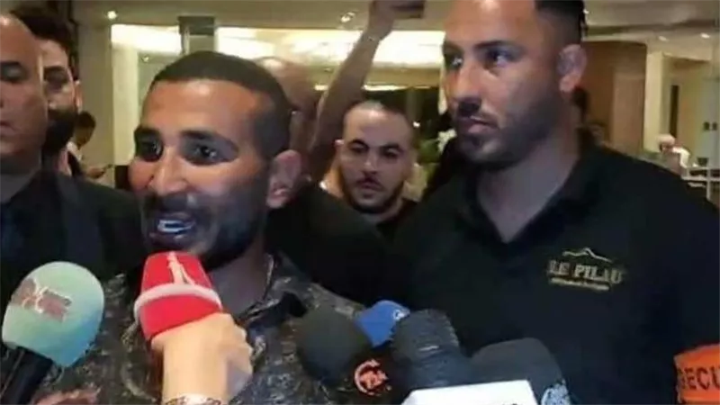 كلمة واحدة أغضبت التوانسة.. هل أخطأ أحمد سعد عندما قال لمنظمة الحفل اسكتي؟
